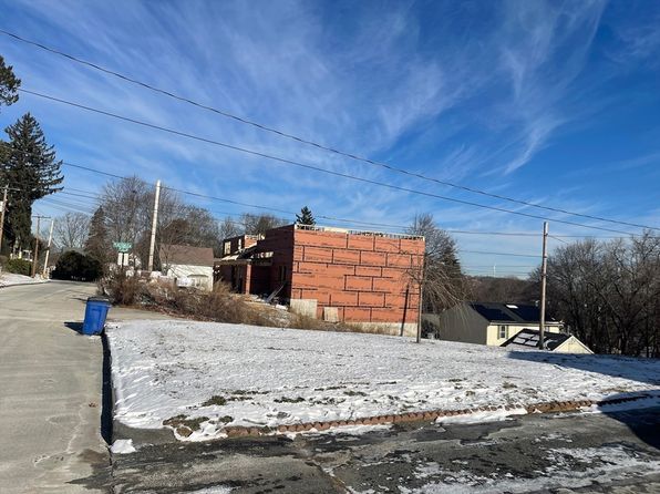 29 N Steele St, Worcester, MA 01607