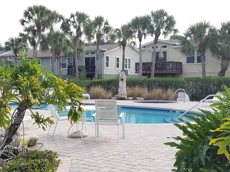 4970 Marina Palms Dr — Photo 3