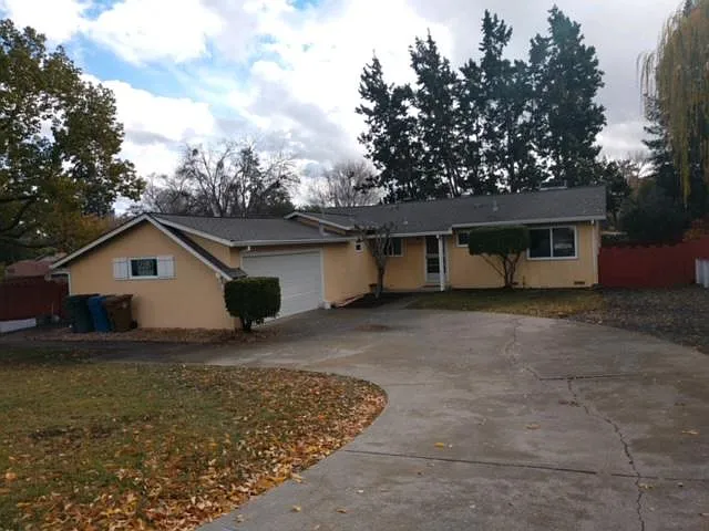 714 Grayson Rd photo 1