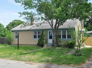 174 Pinnery Ave, Warwick, RI 02886