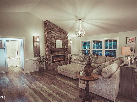 5th image of 58 Choctaw Ln