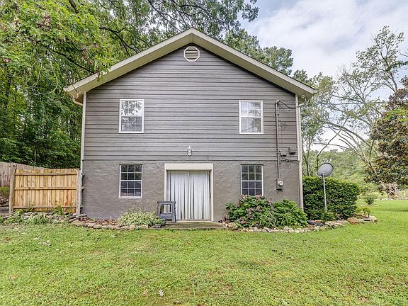 3rd image of 4424 Trailwood Dr