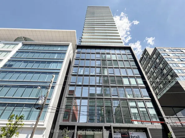 284 King St E #2004, Toronto, ON M5A 1K4