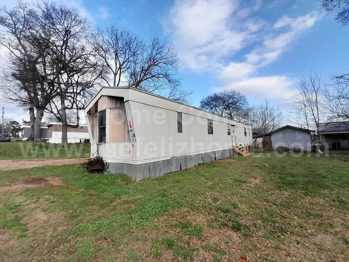 Building Photo - 30 McLean Dr #48
