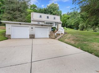 5889 Logan Ln, Natrona Heights, PA 15065