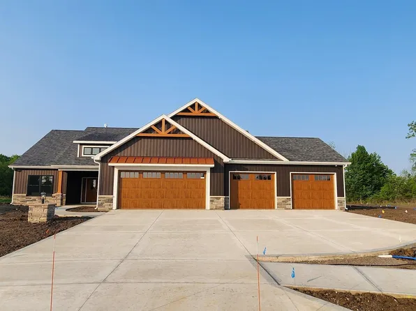 2901 Casaluna Ct, Fort Wayne, IN 46818