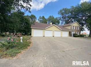 1930 N Main St, Canton, IL 61520