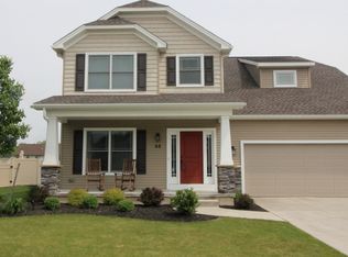 68 Middlebury Ln, Lancaster, NY 14086
