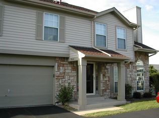 3S115 Timber Dr, Warrenville, IL 60555