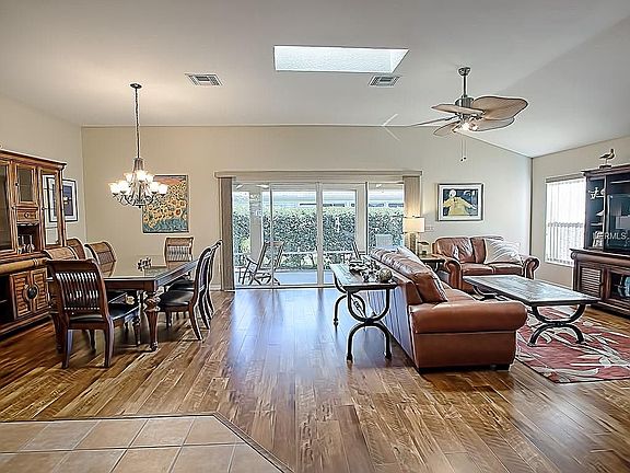 5th image of 16749 SE 78th Live Oak Ave