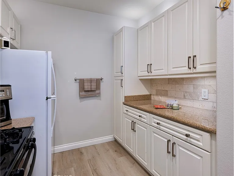2436 Watermarke Pl — Photo 7