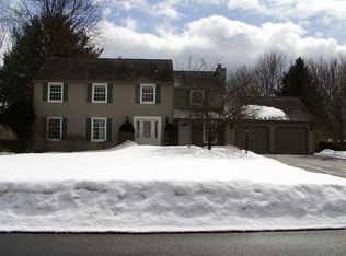 3725 Dutchman Dr, Baldwinsville, NY 13027