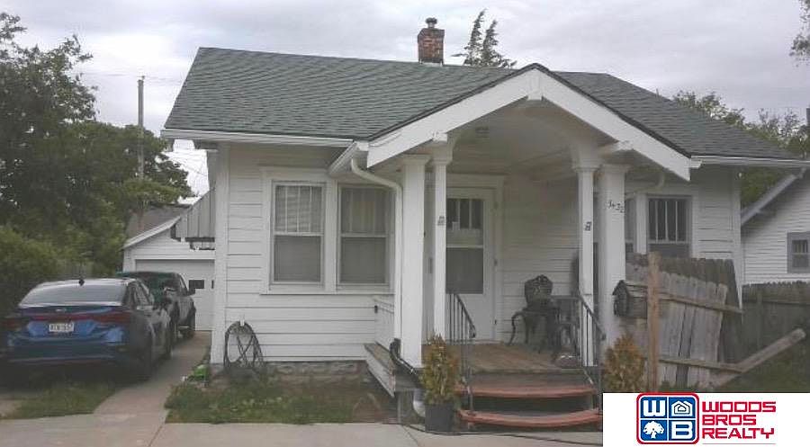 1st image of 3432 South St