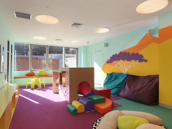 81 Fleet Place image 10 of 15