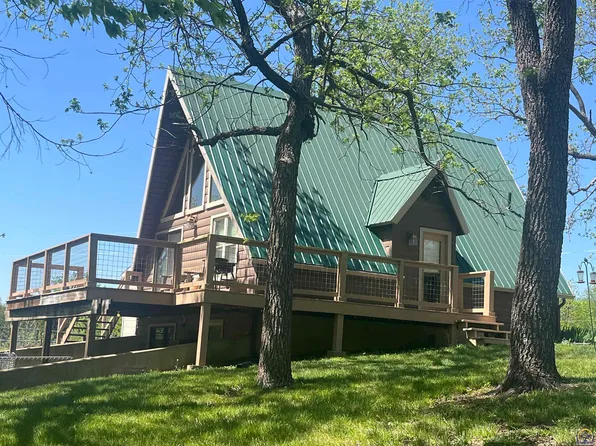 1509 Road 170, Emporia, KS 66801