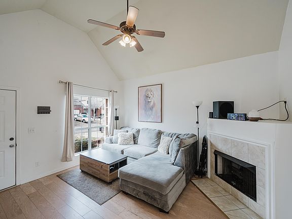 4th image of 2785 Southwood Ln