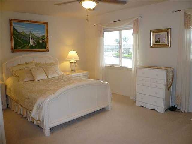 2nd image of 520 Lunalilo Home Rd Unit 2409