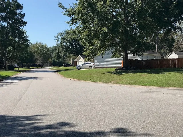 119 Chownings Ln — Photo 2