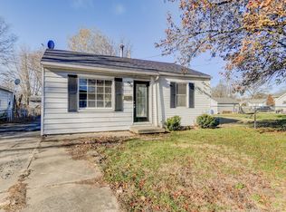 1015 Wolfe St, Springfield, IL 62702