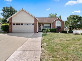 3214 Stonebridge Dr, Shiloh, IL