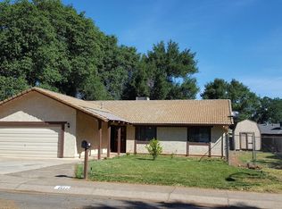 1322 Harpole Rd, Redding, CA 96002