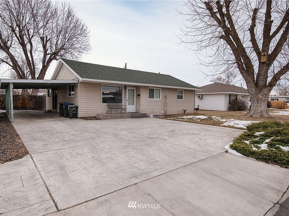 1st image of 709 S Sycamore Lane