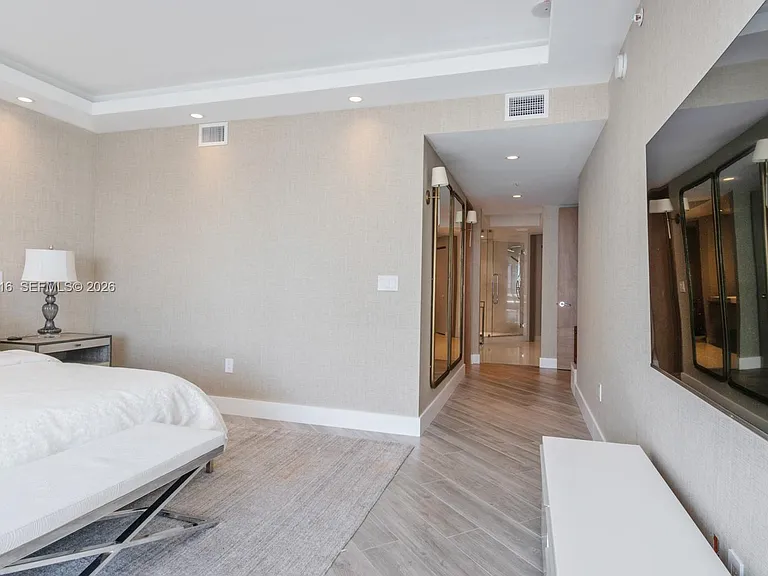 17301 Biscayne Blvd #1609 — Photo 43