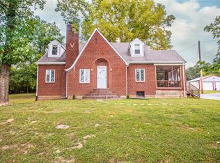 1007 W Park Rd, Union, MO 63084