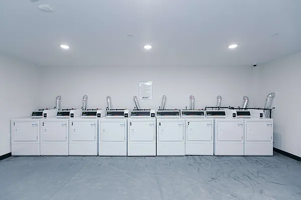 Rented by Nooklyn NYC LLC | media 55