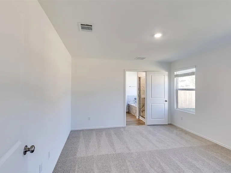 318 Canley Loop — Photo 22