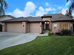 9048 N Whitney Ave, Fresno, CA 93720