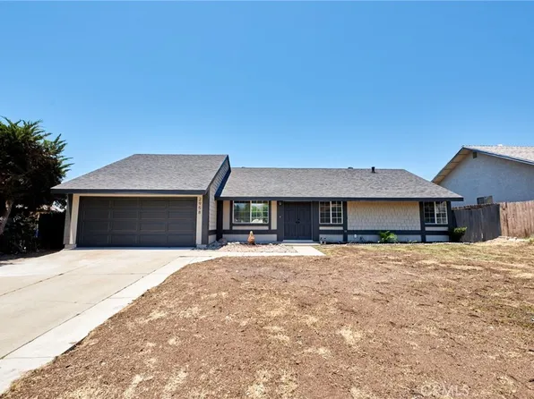 2958 Valaria Dr, Highland, CA 92346