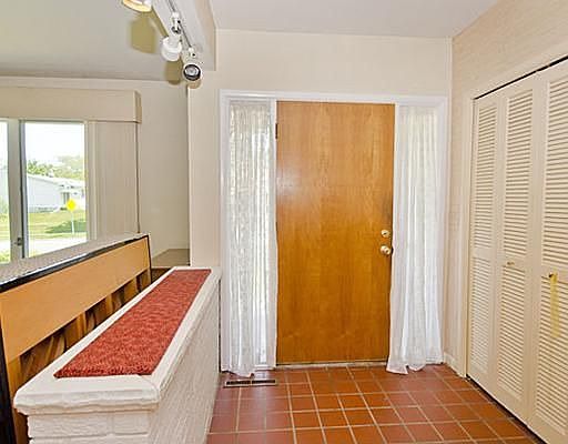 3rd image of 1806 Waltham Dr