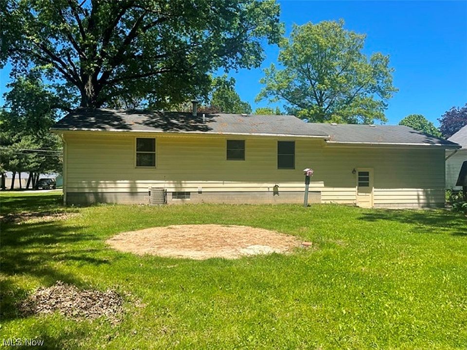 1588 E County Line Rd, Mineral Ridge, OH 44440 Zillow