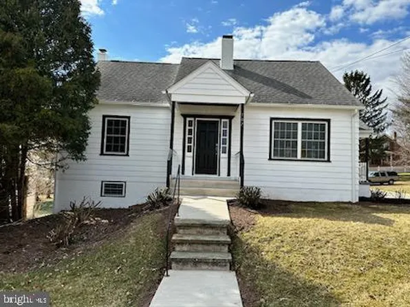 107 Barton St, Lock Haven, PA 17745