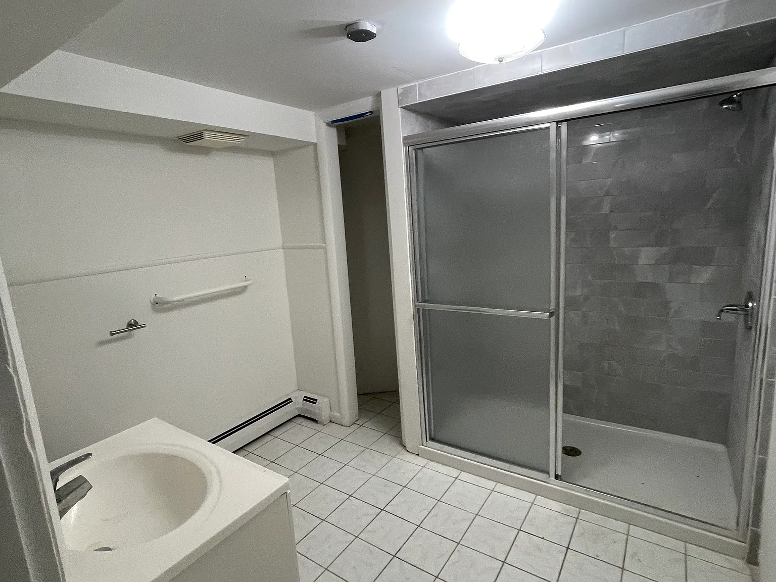 425 Cleveland Ave — Photo 2