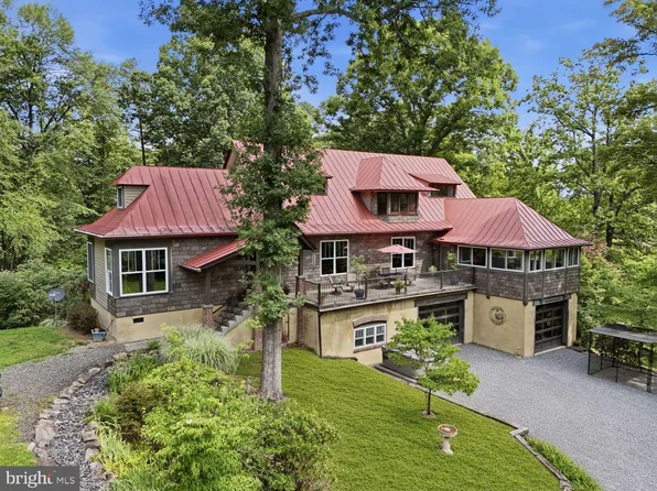 59 Angel Kiss Ln, Castleton, VA 22716