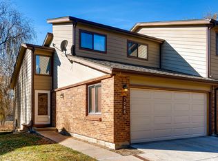 7086 E Dry Creek Cir, Centennial, CO 80112