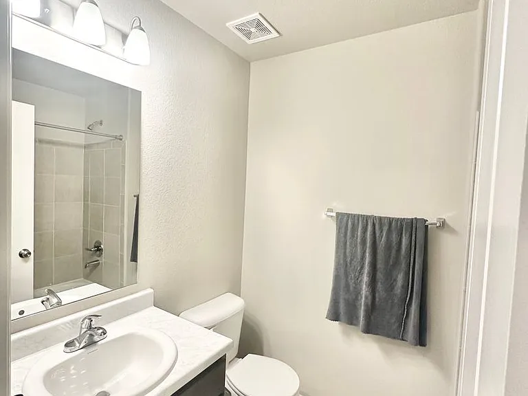 2081 Birmingham Loop — Photo 9