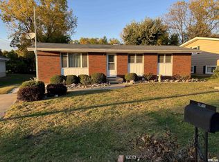 522 W Oak St, Jacksonville, IL 62650