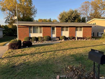 522 W Oak St, Jacksonville, IL, 62650