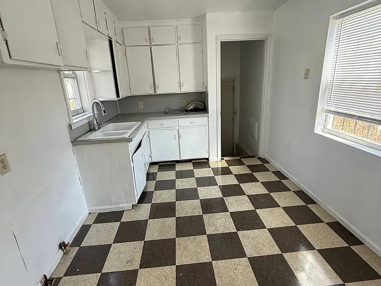 345 E Baltimore Blvd — Photo 7