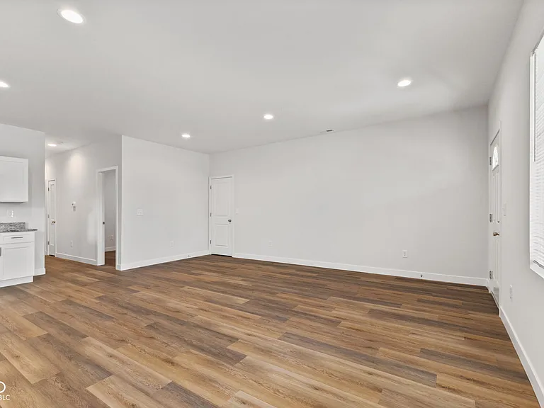 2711 Guilford Ave #A — Photo 7