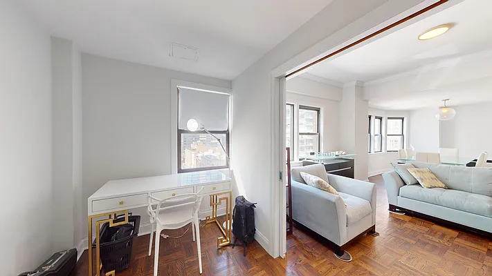 Rented by Bond New York | media 3