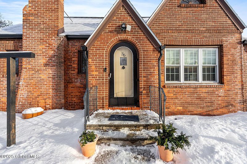 3rd image of 36 McKinley Street