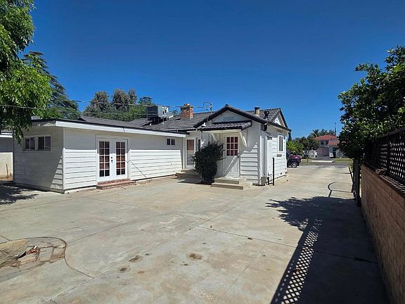 4th image of 1506 W 5th St
