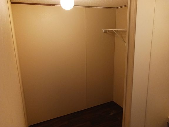 3rd image of 7100 Airline Dr #258