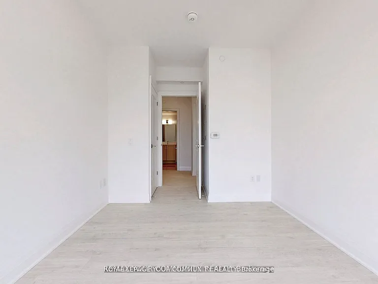 20 Gatineau Dr #402 — Photo 20