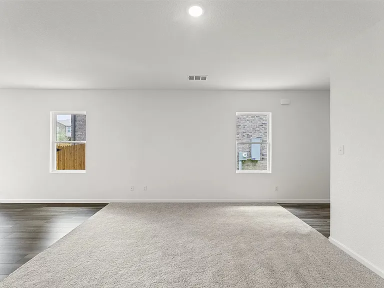 2103 Jackson St — Photo 7
