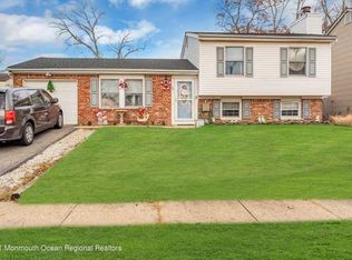 76 Windward Dr, Barnegat, NJ 08005